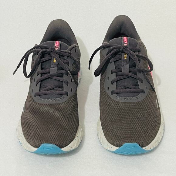 Nike Revolution 5 Women's Size 11 Grey Pink Blue Running Shoes Sneaker CU4830001 - Picture 6 of 10
